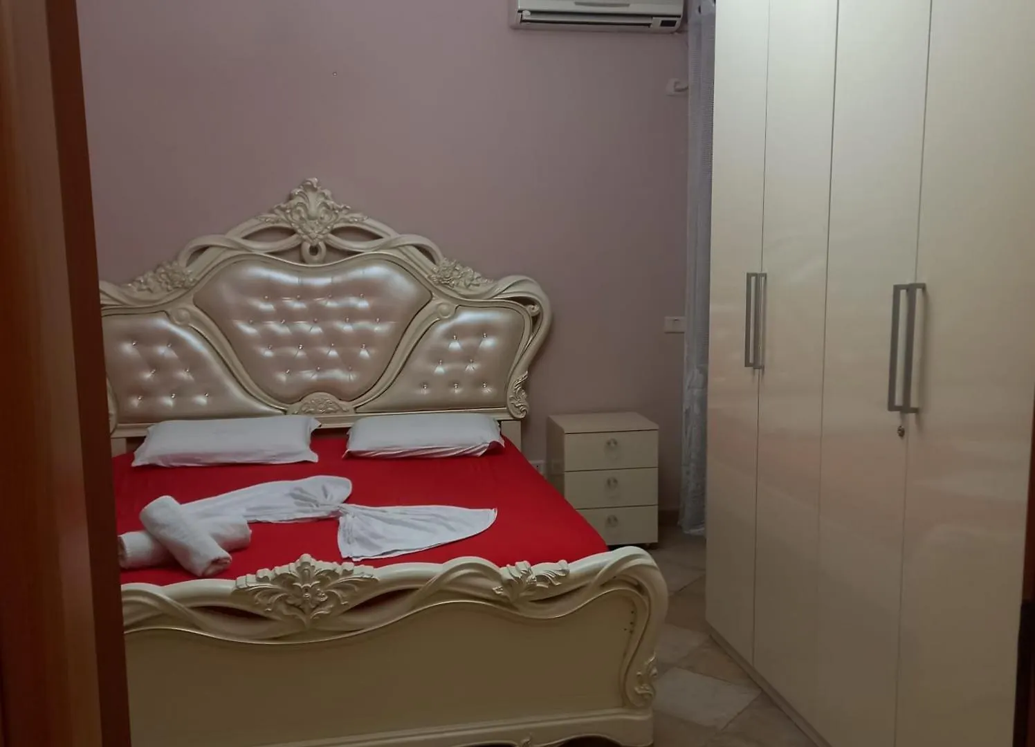 Golden Apartment Tirana