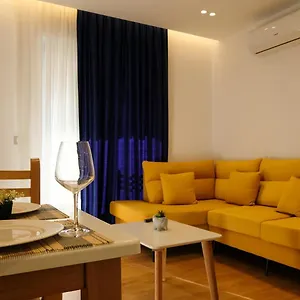 2e Center Apartment