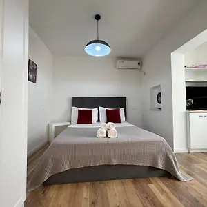 Central Studio Apartments Tirana